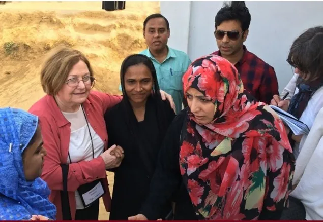 ‘রোহিঙ্গাদের ওপর বর্বর নির্যাতন একটি গণহত্যা’, কাঁদলেন ২ নোবেলজয়ী নারী 