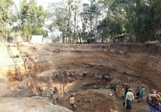 সিলেটে পাথর উত্তোলনকালে কোয়ারি ধস, নিহত বেড়ে ৪    
