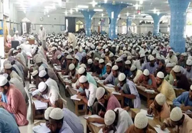 ১ হাজার ১০ জন কওমি আলেমের সরকারি চাকরিতে যোগদান   