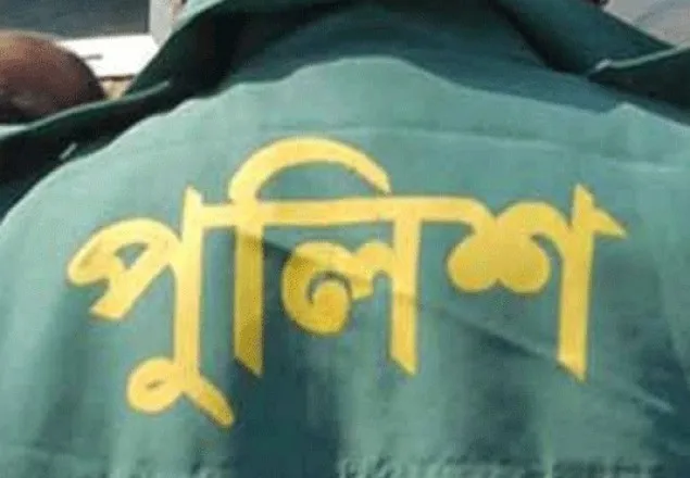 বরিশালে কনস্টেবল নিয়োগে দুর্নীতির দায়ে আটক ৩