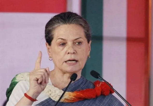 মোদি বিরোধীদের আতঙ্কে রাখছেন