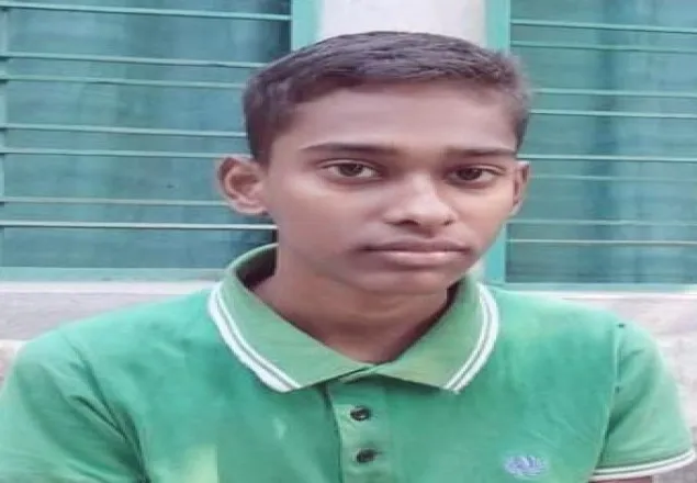 ক্যান্সারে আক্রান্ত রাজীবকে বাঁচাতে বাবার আকুতি