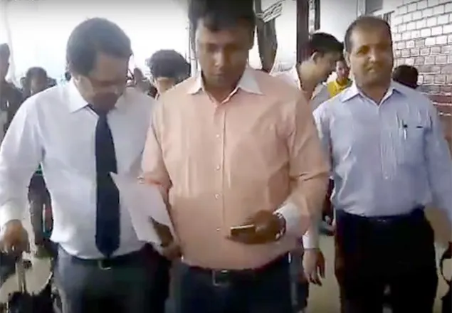 ডিএনএ সংগ্রহের জন্য নেপালের উদ্দেশ্যে ঢাকা ত্যাগ চিকিৎসকদের