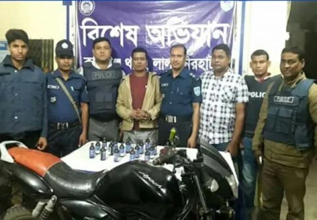 লালমনিহাটে মাদকসহ ব্যবসায়ী আটক