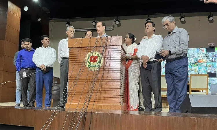 হাতপাখার ফয়জুল করী‌ম কি ইন্তেকাল করেছেন: প্রশ্ন সিইসির