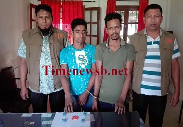 নোয়াখালীর সোনাইমুড়ীতে ইয়াবাসহ আটক-২