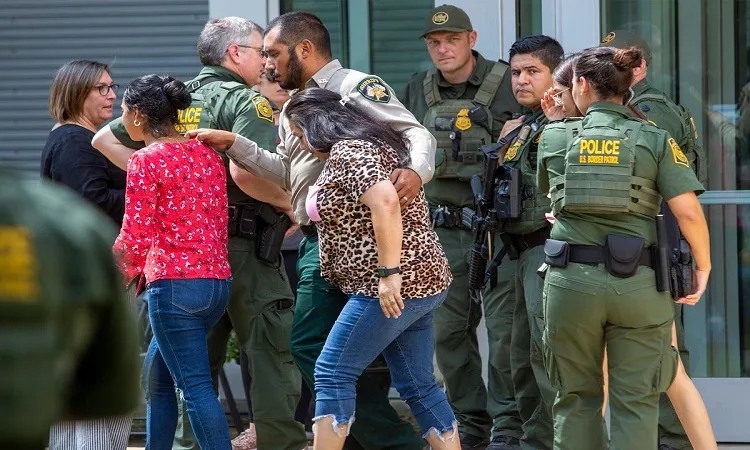 19 children and 2 adults killed in Texas school shooting