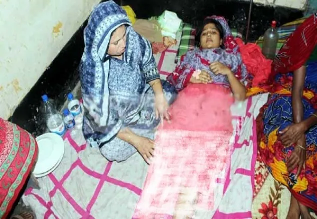 যশোরের বিদ্যুৎ স্পৃষ্ট হয়ে একছাত্রী নিহত, আহত ৩