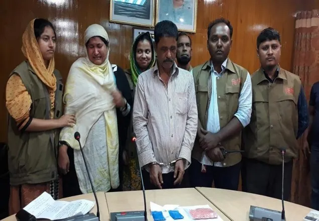 ভোলায় ১৭০২ পিস ইয়াবাসহ স্বামী-স্ত্রী গ্রেফতার