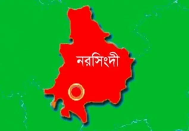 বাস-ট্রাকের চাপায় ৪ মোটরসাইকেল আরোহী নিহত