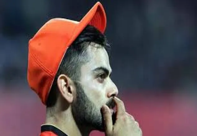 কোহলির ১২ লাখ রুপি জরিমানা