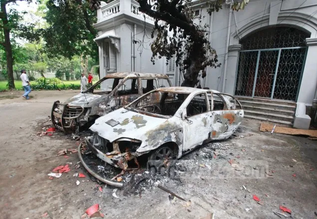  ঢাবি উপাচার্য বাসভবনে হামলার ঘটনায় গ্রেপ্তার ৪