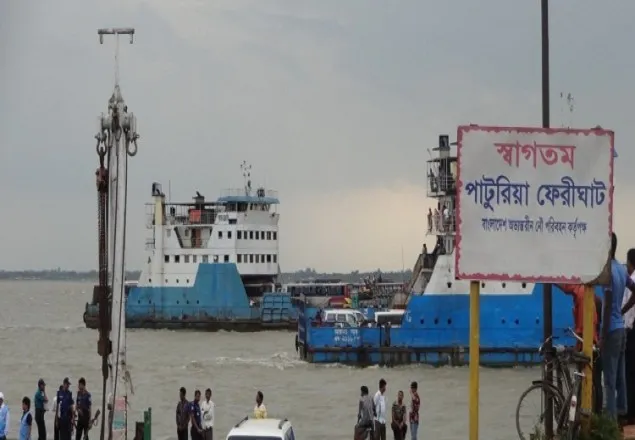 দৌলতদিয়া-পাটুরিয়ায় লঞ্চ-ফেরি চলাচল বন্ধ
