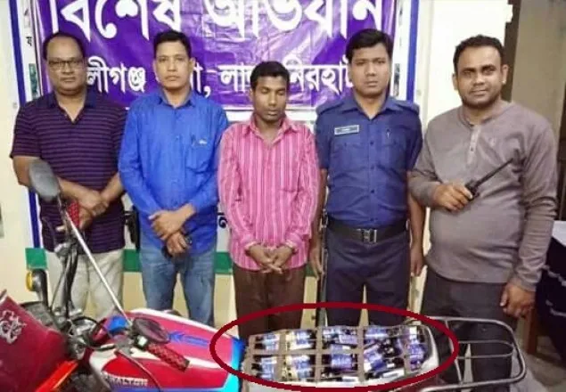 কালীগঞ্জে ফেনসিডিলসহ আটক ১