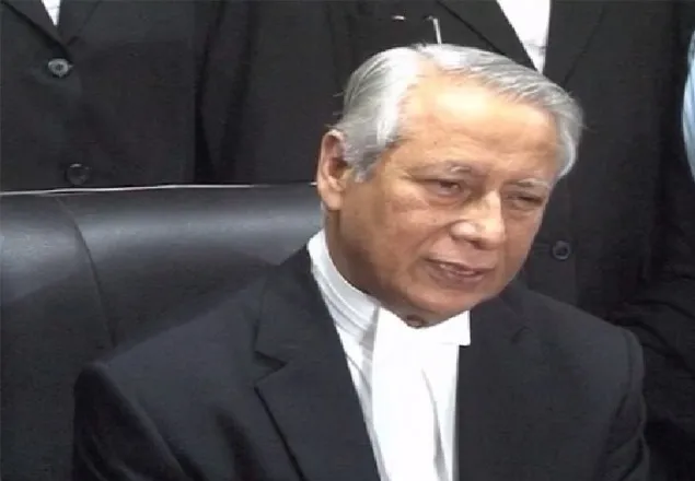খালেদা জিয়ার বাইরে হাঁটার দরকার কী, উনি তো রেস্টেই আছেন