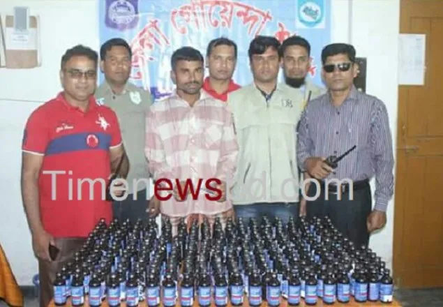 লালমনিরহাটে ফেন্সিডিলসহ মাদক ব্যবসায়ী আটক