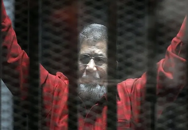 ‘কারাগারে মুরসিকে বারবার হত্যার হুমকি দেয়া হচ্ছে’