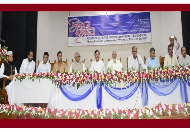 পবিত্র মাসে নির্বিচারে মানুষ হত্যা করছে সরকার: মাহমুদুর রহমান