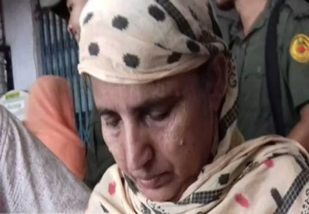প্রেসক্লাবের সামনে বাসচাপায় নারী নিহত
