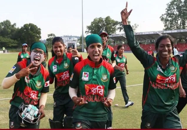 সালমাদের লক্ষ্য ১১৩ 