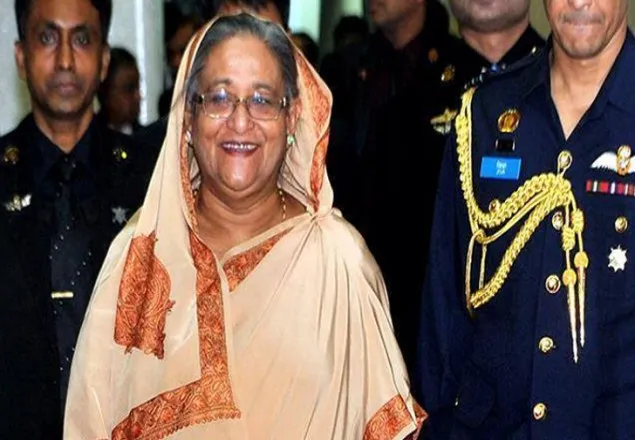 দেশে ফিরলেন প্রধানমন্ত্রী