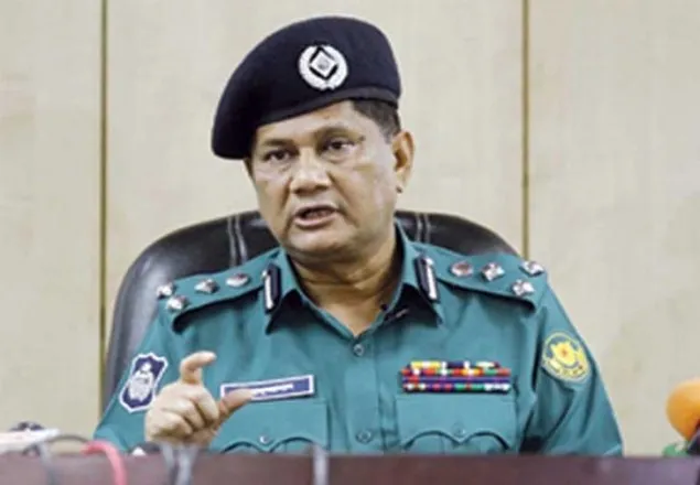 ঈদ জামাতে জায়নামাজ-ছাতা ছাড়া অন্যকিছু নেয়া যাবে না