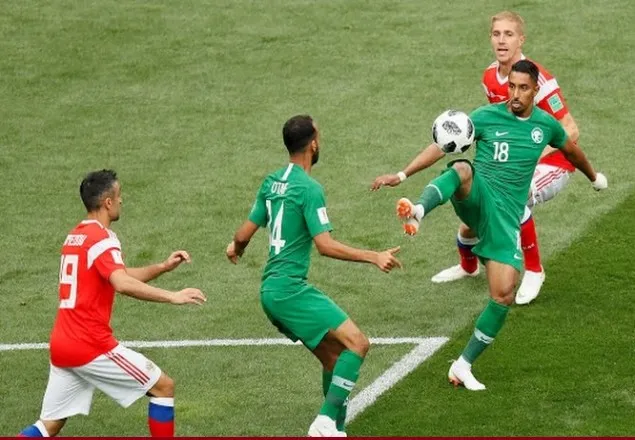 বিশ্বকাপে লড়ছে সৌদি আরব-রাশিয়া 