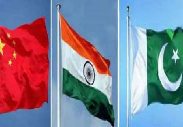 ভারত-পাকিস্তানকে নিয়ে ত্রিপক্ষীয় সম্মেলনের প্রস্তাব চীনের