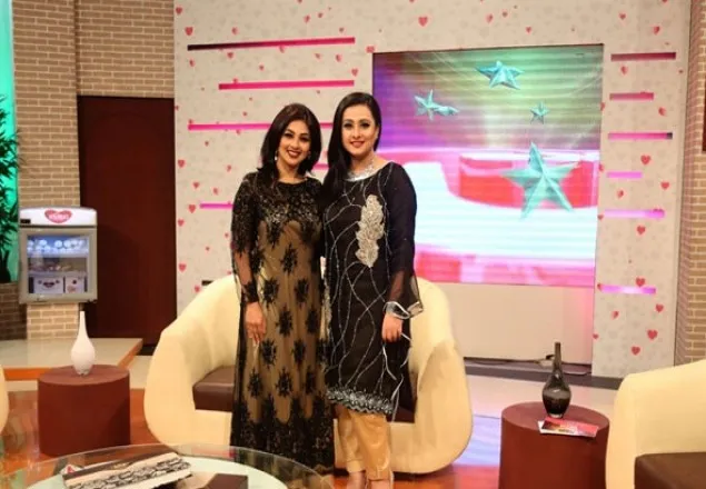 পূর্ণিমার আড্ডায় মোনালিসা