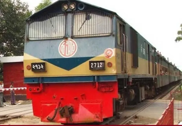ঢাকার সঙ্গে চট্টগ্রাম-সিলেটের ট্রেন চলাচল বন্ধ  