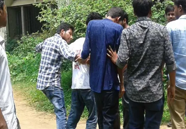 জাবিতে কোটা আন্দোলনের নেতাকে তুলে নিয়ে গেছে ছাত্রলীগ