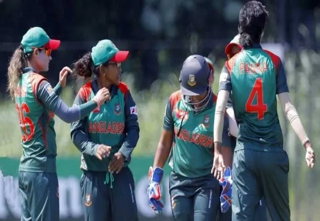 নেদারল্যান্ডসকে গুঁড়িয়ে টানা দ্বিতীয় জয় তুলে নিলেন মেয়েরা