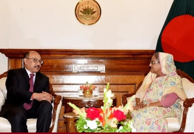 শেখ হাসিনার সাথে ভারতীয় হাইকমিশনারের সাক্ষাৎ 