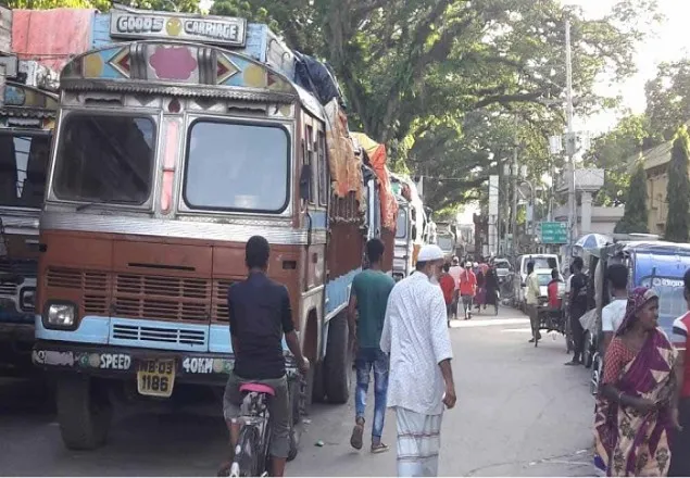 বেনাপোলে দ্বিতীয় দিনেও আমদানি রফতানি বন্ধ