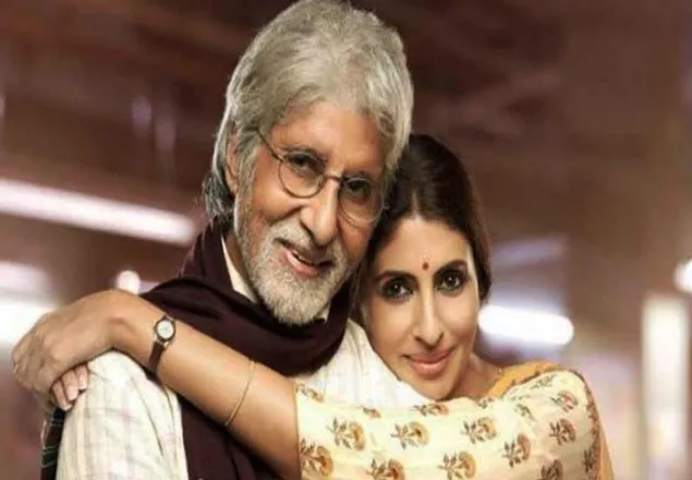 বাবার হাত ধরেই অভিনয়ে অমিতাভ কন্যা