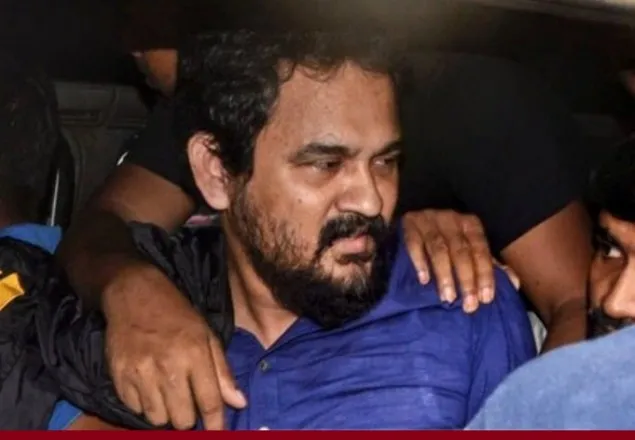 ইমরান সরকারকে বিদেশ যেতে বাধা 