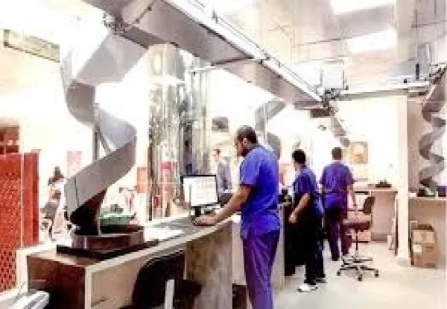 সৌদিতে প্রথম রোবটচালিত ফার্মেসি উদ্বোধন