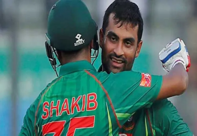 হাল ধরেছেন তামিম-সাকিব