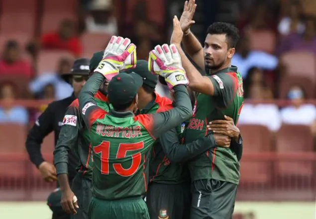 মাশরাফির নৈপুণ্যে জয়ের দেখা পেল বাংলাদেশ