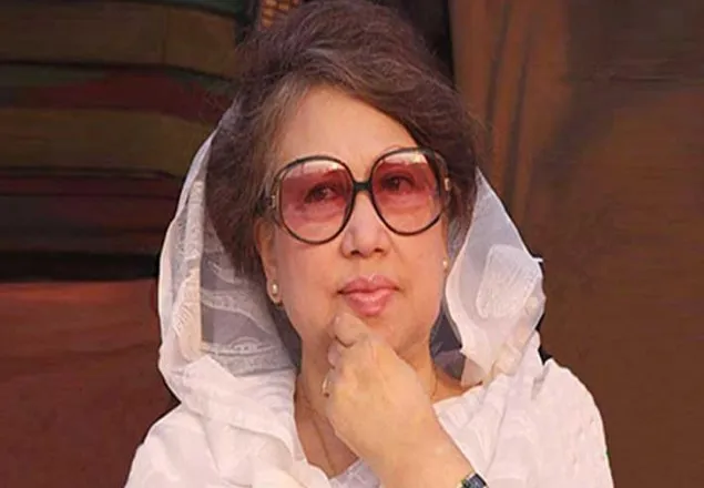 খালেদার বিরুদ্ধে গ্রেফতারি পরোয়ানার আবেদন