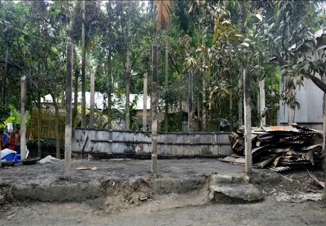 হাতীবান্ধায় অগ্নিকান্ডে কৃষকের বাড়ি ভস্মিভূত