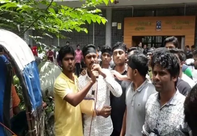  ‘আমি আপনাদের নূর বলছি’
