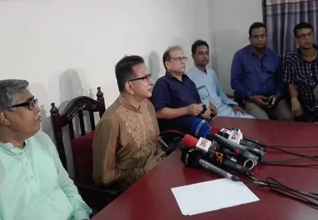 যখন নিরাপদ বোধ করব তখন বাস নামাব : মহাসচিব