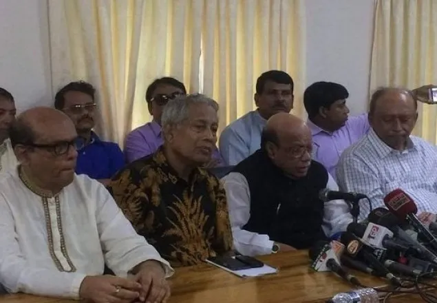 শিক্ষার্থীদের আন্দোলন সড়কে অব্যবস্থাপনার বিরুদ্ধে বিদ্রোহ: ১৪ দল