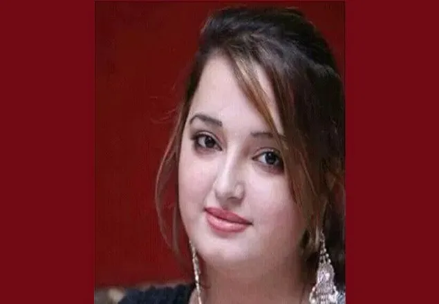 পাকিস্তানের জনপ্রিয় গায়িকা রেশমাকে গুলি করে হত্যা