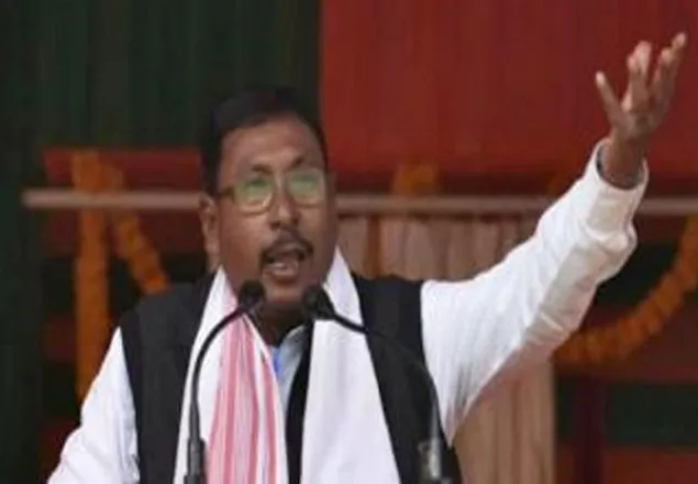 ভারতের কেন্দ্রীয় রেল প্রতিমন্ত্রীর বিরুদ্ধে ধর্ষণের মামলা
