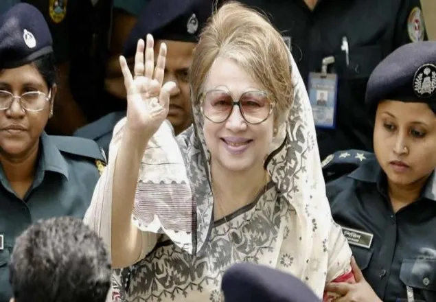 ঢাকার মানহানি মামলায় খালেদা জিয়ার ৬ মাসের জামিন