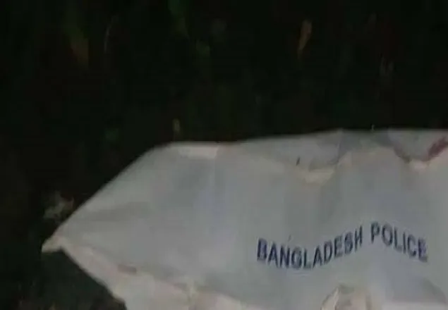 চট্টগ্রামে ট্রেনের ছাদ থেকে পড়ে নিহত ২