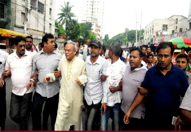 খালেদা জিয়ার মুক্তি দাবিতে রিজভীর নেতৃত্বে বিক্ষোভ মিছিল 