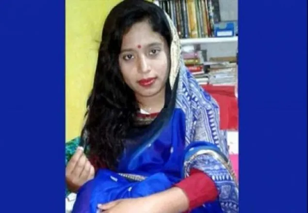 গায়ে আগুন ধরিয়ে দেয়া সেই কলেজছাত্রীর মৃত্যু